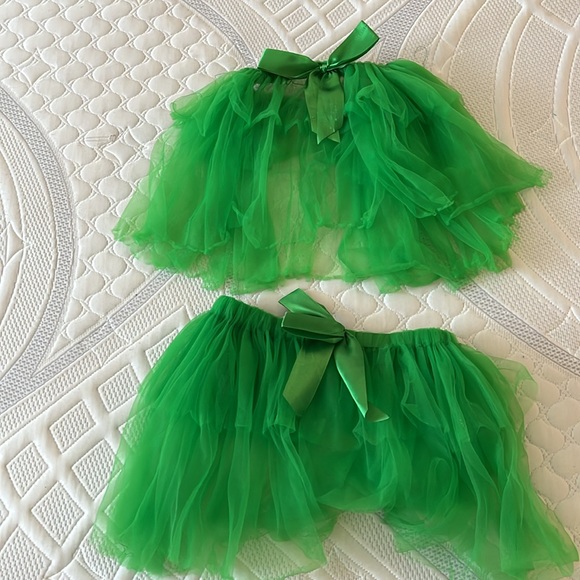 St.Patricks day dress + 2 green tutus for kids - Picture 9 of 10